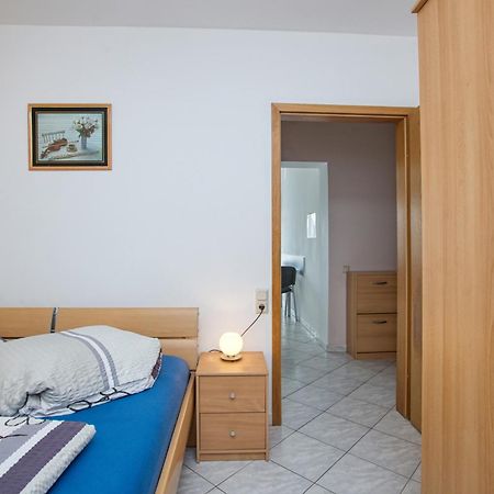 Apartments With A Parking Space Vodice - 6178 Room photo
