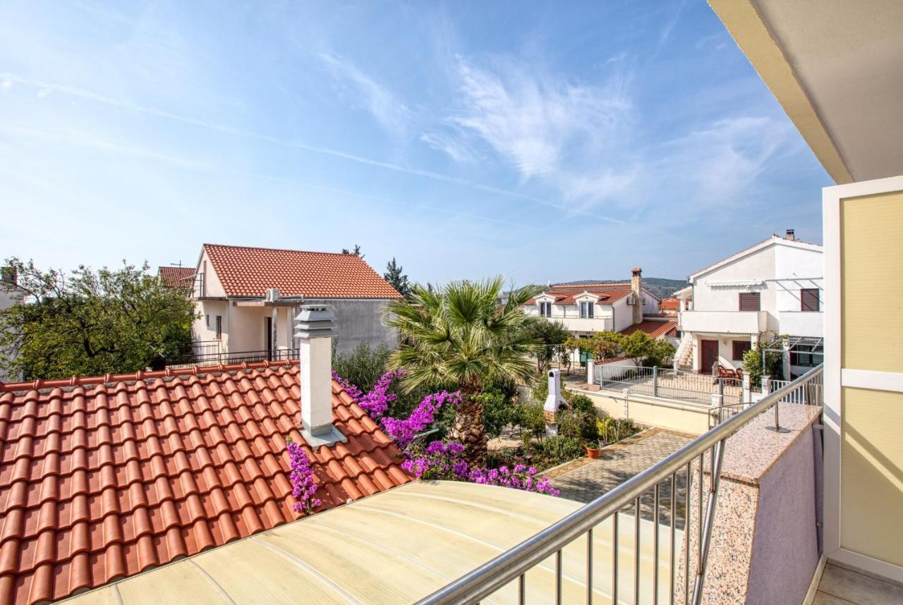 Apartments With A Parking Space Vodice - 6178 Exterior photo