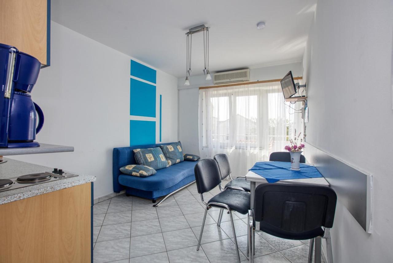 Apartments With A Parking Space Vodice - 6178 Exterior photo